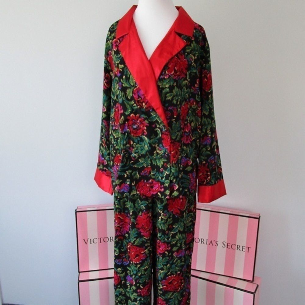 Victoria’s Secret Vintage‎ Gold Label Satin Flora Pajamas Red M Holiday